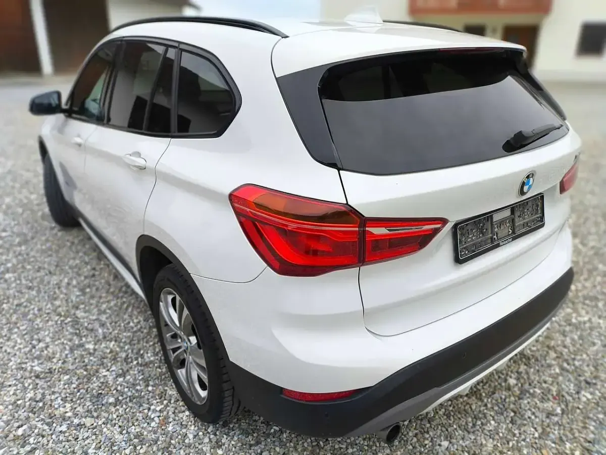Gebraucht BMW X1 Sport Line 150 PS (110 kW) 2016 Weiß SUV