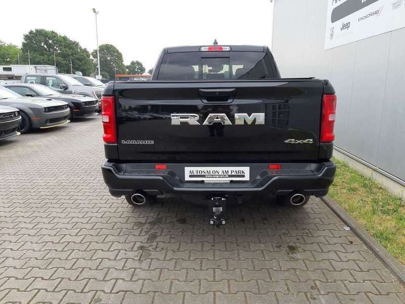 Gebraucht Dodge Ram 426 PS (313 kW) 2024 Diamond black (perleffekt) Abholung