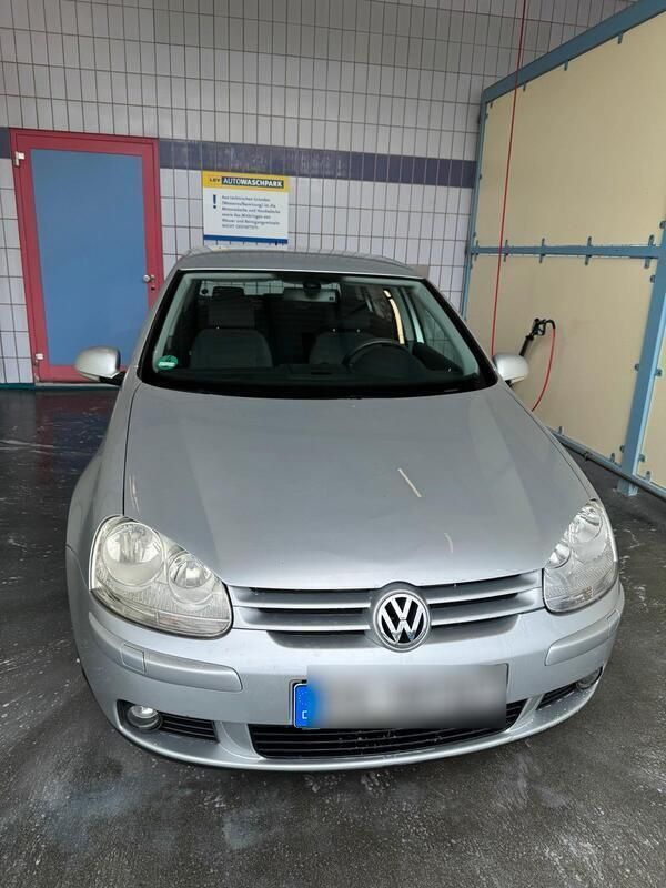 Silber Gebraucht 2005 VW Golf V Kleinwagen | 3.250 € (Fairer Preis) - Bild 1/4
