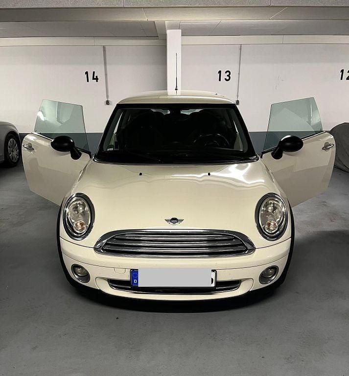 Beige Gebraucht 2010 Mini ONE Kleinwagen | 4.400 € (Fairer Preis) - Bild 1/4
