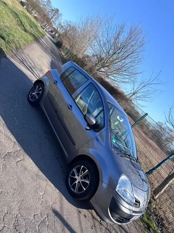 Gebraucht Renault Modus 75 PS (55 kW) 2013 Grau Van / Kleinbus