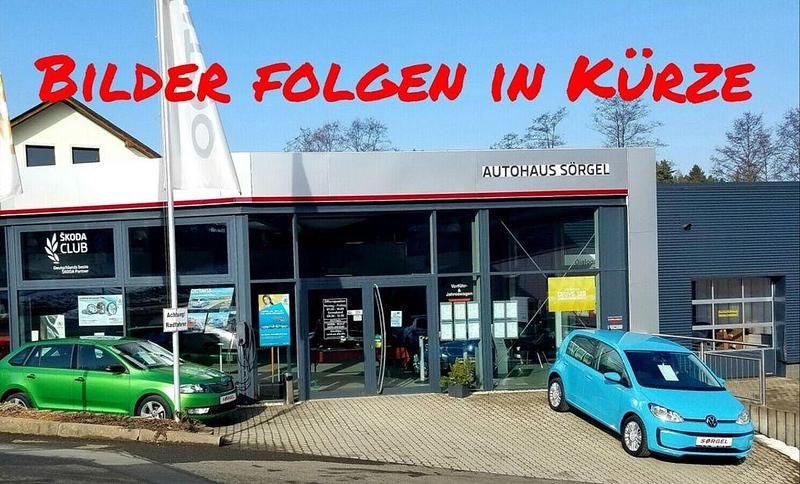 Neu Skoda Karoq Selection 150 PS (110 kW) 2026 Silber SUV