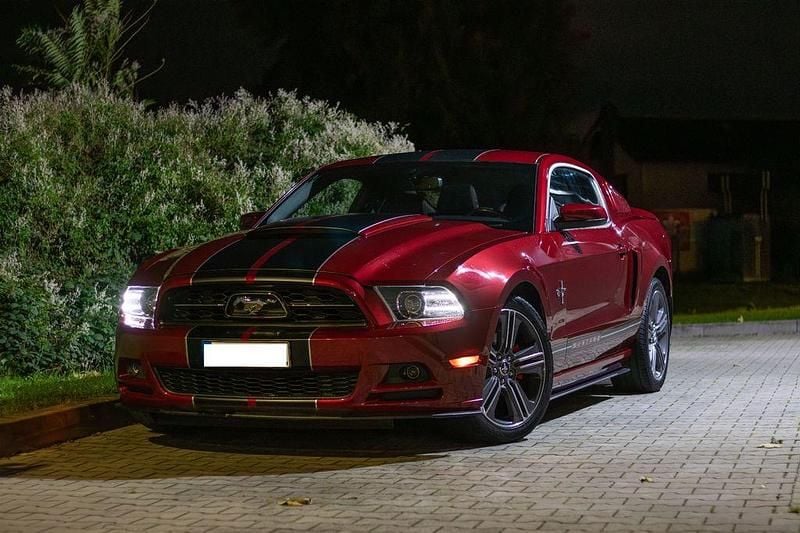 Rot Gebraucht 2014 Ford Mustang Coupé | 15.990 € (Superpreis) - Bild 1/4