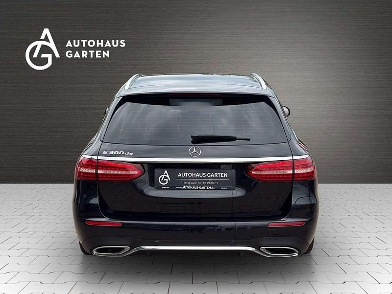 Gebraucht Mercedes E300 AMG line 194 PS (142 kW) 2020 Obsidianschwarz Kombi