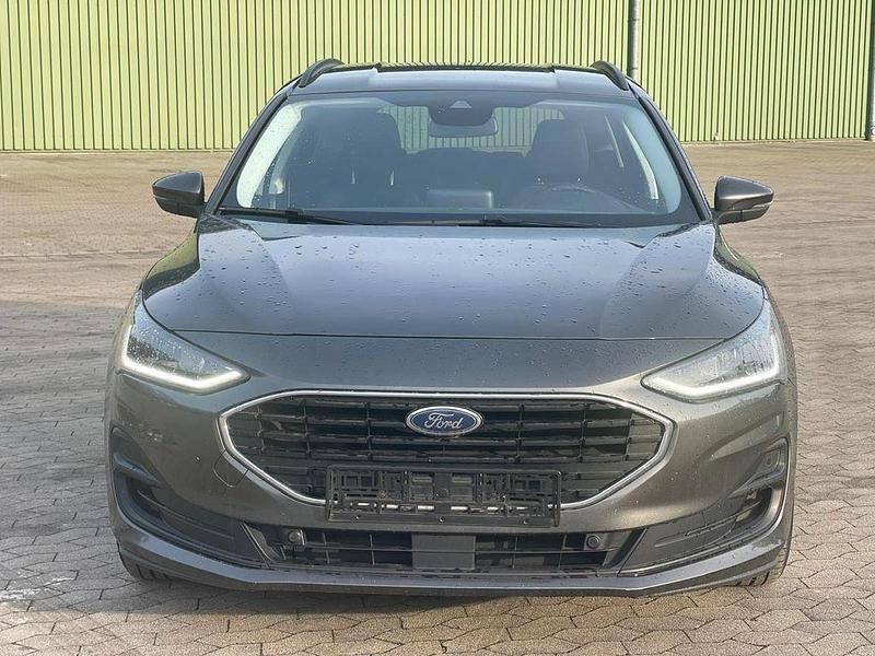 Gebraucht Ford Focus 120 PS (88 kW) 2022 Grau Limousine