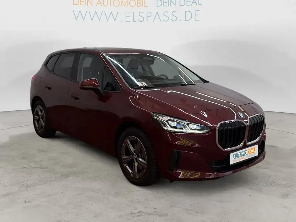 Gebraucht BMW 216 Active Tourer 122 PS (89 kW) 2024 Rot Van / Kleinbus