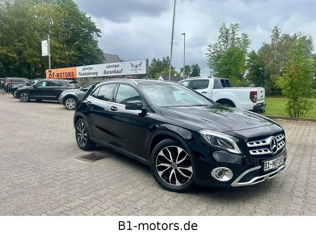 Gebraucht Mercedes GLA220 170 PS (125 kW) 2019 Schwarz SUV