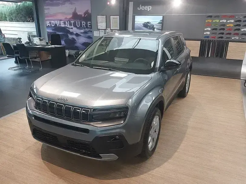 Używany Jeep Avenger Altitude 101 KM (74 kW) 2025 SUV