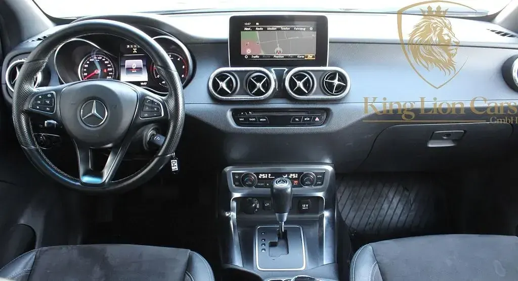 Gebraucht Mercedes X250 Progressive 190 PS (139 kW) 2018 Cavansitblau Pickup