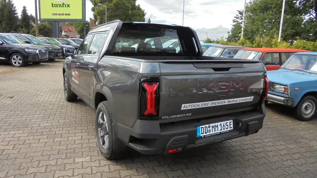 Neu KGM Musso 152 kW (207 PS) 2026 Grau Pickup