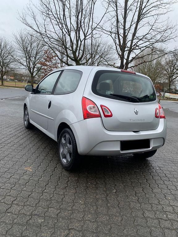 Gebraucht Renault Twingo Initiale Paris 75 PS (55 kW) 2013 Silber Kleinwagen
