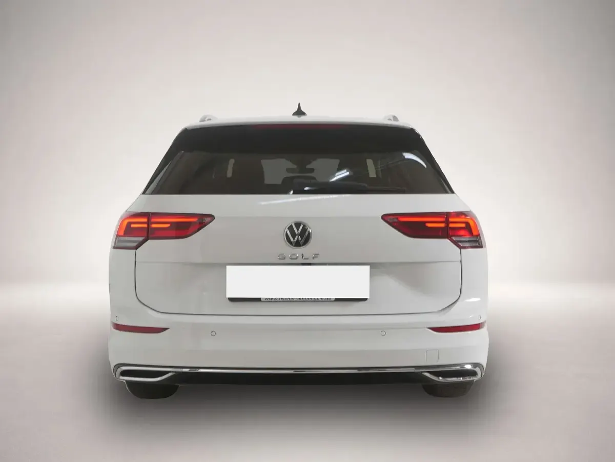 Gebraucht VW Golf VIII Active 116 PS (85 kW) 2022 Weiß Kombi