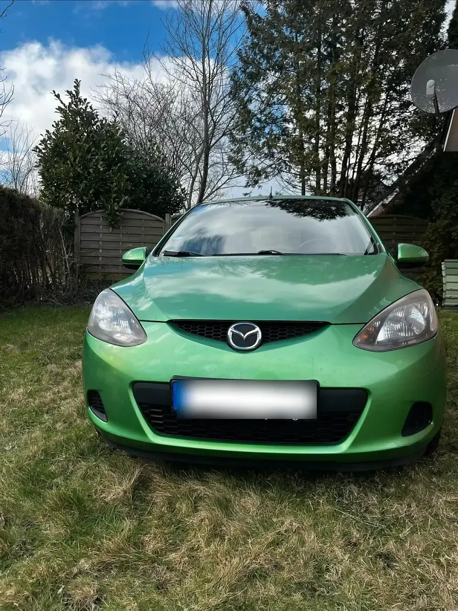 Usata Mazda 2 75 CV (55 kW) 2009 Verde Utilitaria