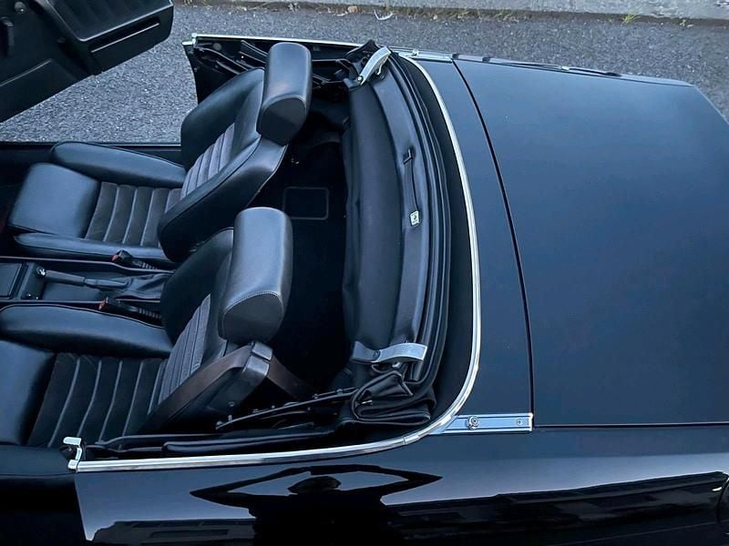 Gebraucht Alfa Romeo Spider 126 PS (92 kW) 1993 Schwarz Cabrio