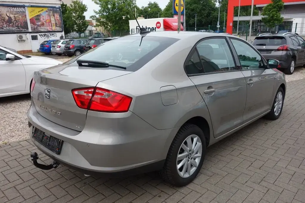 Gebraucht Skoda Rapid Style 122 PS (89 kW) 2014 Beige Kleinwagen