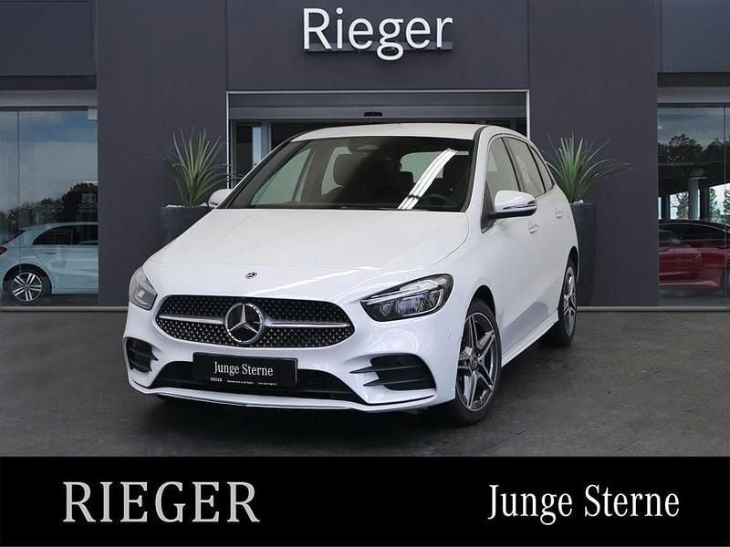 Weiß Gebraucht 2024 Mercedes B250e AMG Van / Kleinbus | 30.887 € (Superpreis) - Bild 1/4