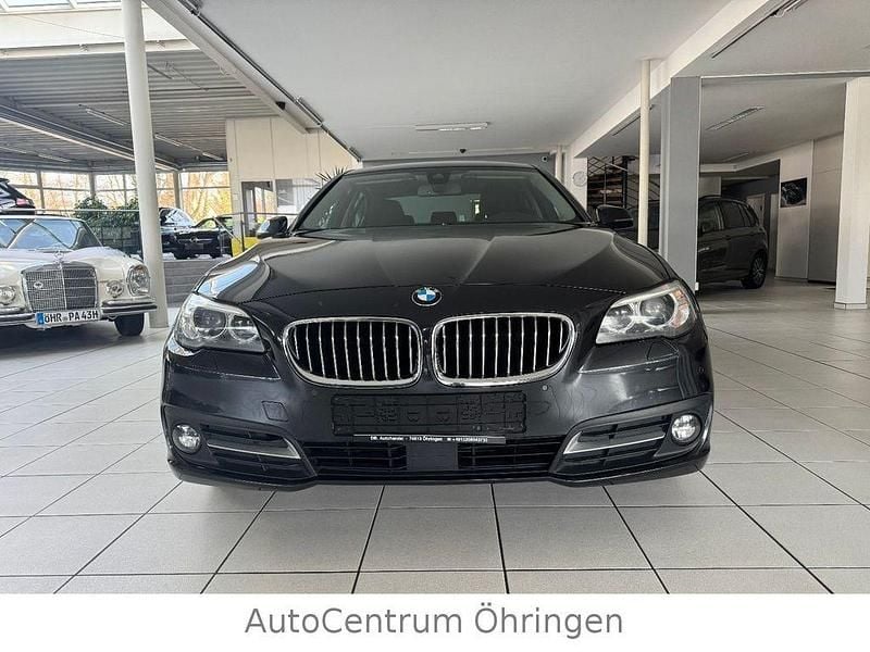 Gebraucht BMW 520 190 PS (139 kW) 2015 Grau Limousine