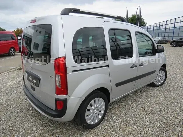 Gebraucht Mercedes Citan 112 Edition 114 PS (83 kW) 2017 Silber Van / Kleinbus