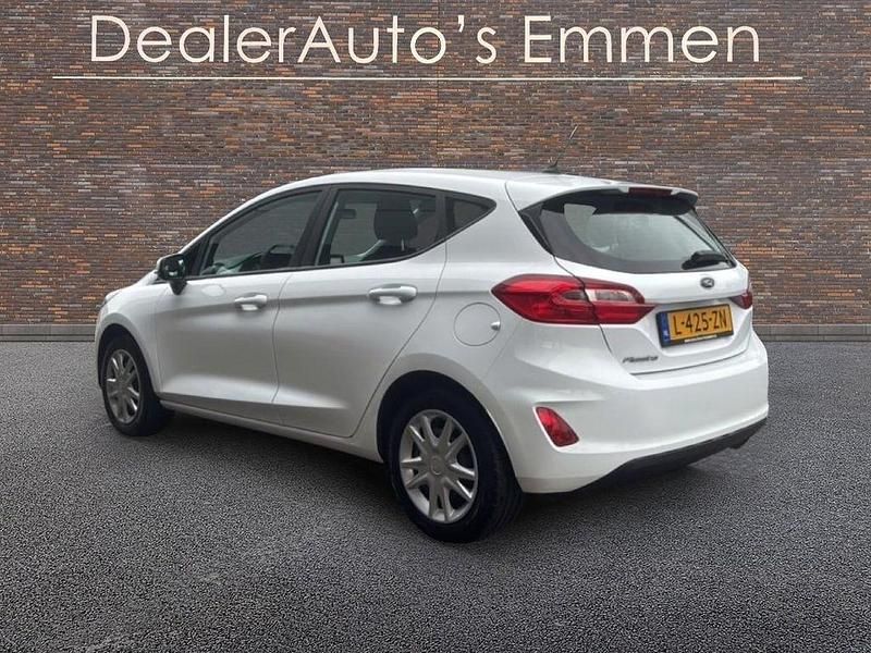 Gebraucht Ford Fiesta 101 PS (74 kW) 2021 Weiß Kleinwagen