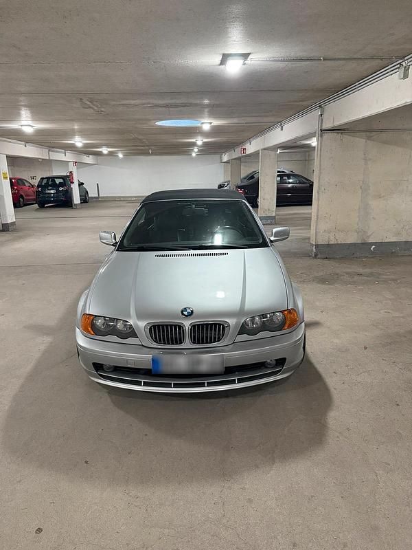 Gebraucht BMW 320 Cabriolet 170 PS (125 kW) 2001 Silber Cabrio