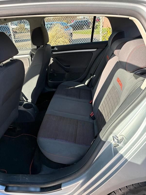 Gebraucht VW Golf V Edition 115 PS (84 kW) 2006 Silber Kleinwagen