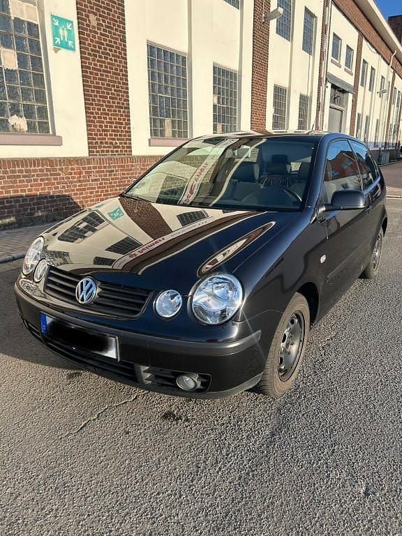 Gebraucht VW Polo 75 PS (55 kW) 2002 Schwarz Limousine