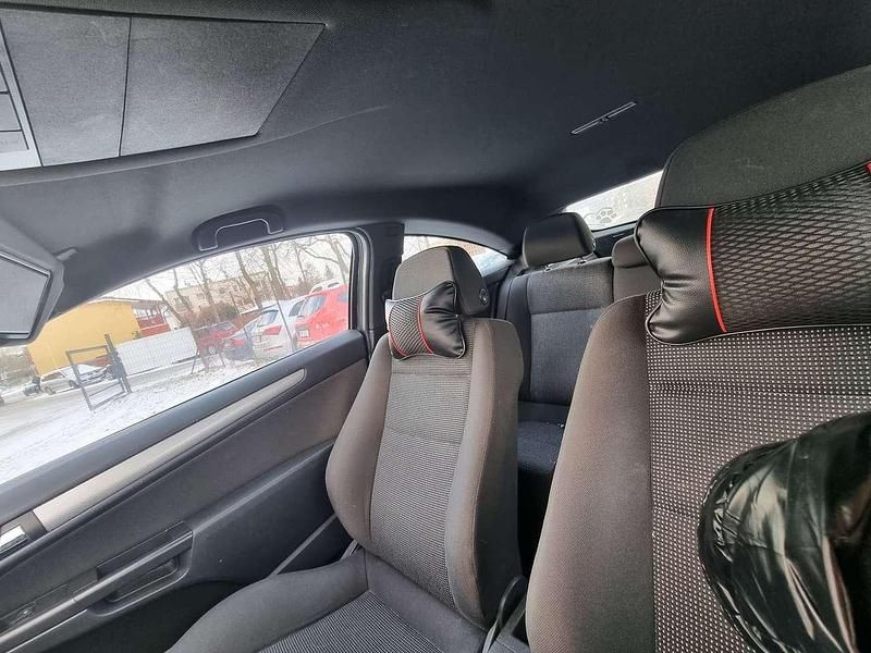 Gebraucht Opel Astra 125 PS (91 kW) 2005 Coupé