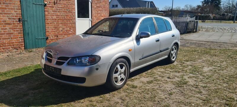 Silber Gebraucht 2003 Nissan Almera Kleinwagen | 1.950 € (Etwas zu teuer) - Bild 1/4
