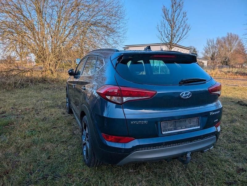 Gebraucht Hyundai Tucson 185 PS (136 kW) 2017 Blau SUV