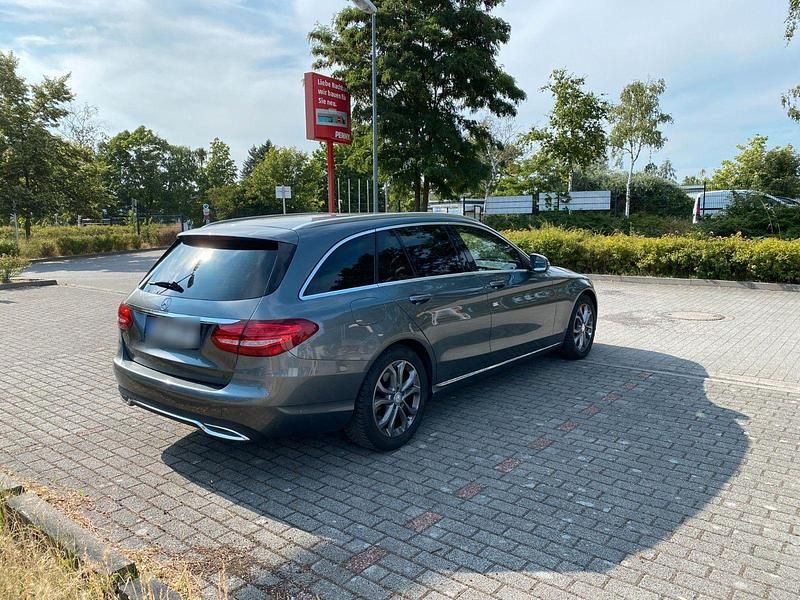 Gebraucht Mercedes C200 184 PS (135 kW) 2016 Kombi