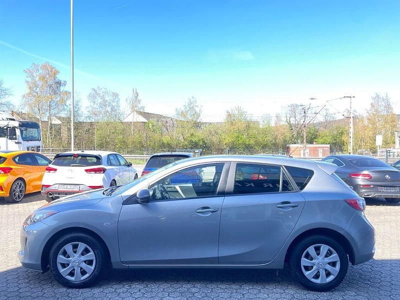 Gebraucht Mazda 3 Kenko 105 PS (77 kW) 2013 Silber Limousine