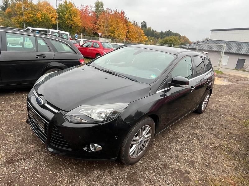 Gebraucht Ford Focus S 125 PS (91 kW) 2014 Schwarz Kombi