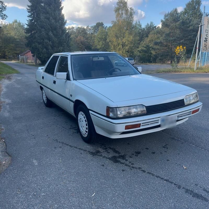 Gebraucht Mitsubishi Galant 82 PS (60 kW) 1986 Weiß Limousine
