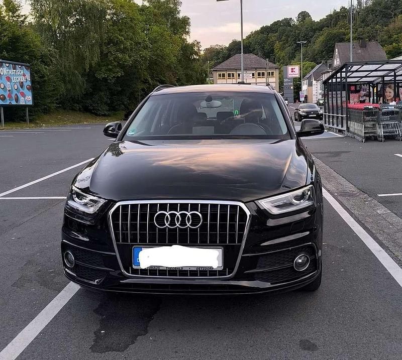 Gebraucht 2013 Audi Q3 Design SUV | 14.900 € (Teuer) - Bild 1/4