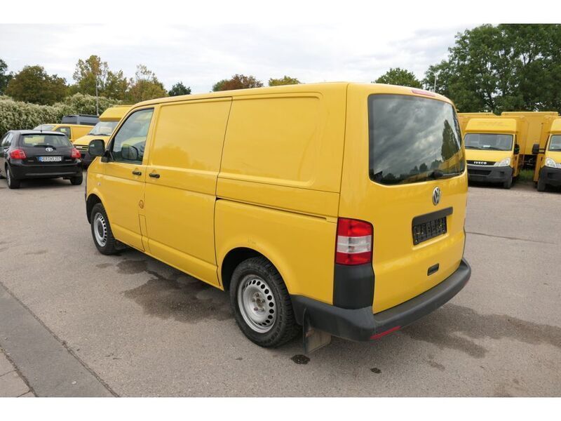 Gebraucht VW T5 84 PS (61 kW) 2014 Ginstergelb r1032 Van