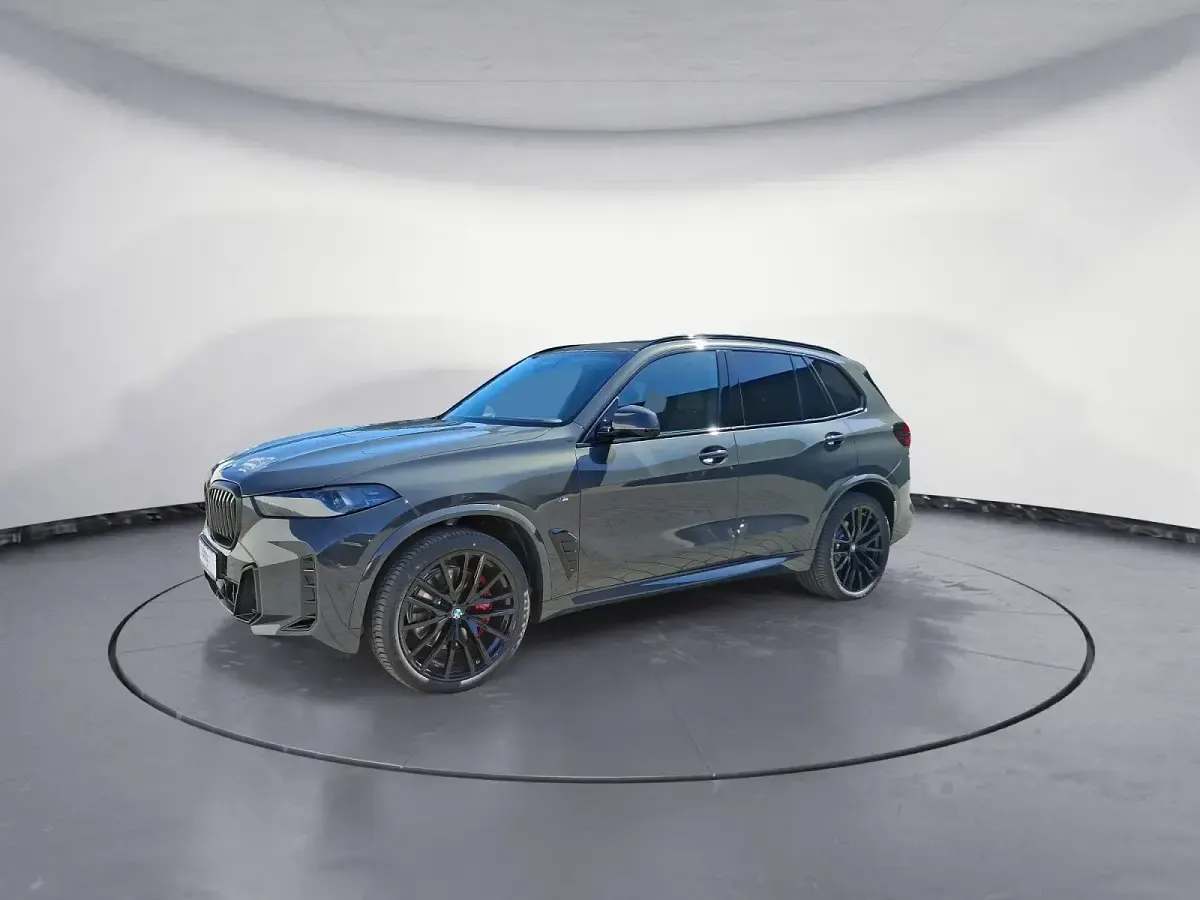 Neu BMW X5 M Sport 352 PS (258 kW) 2026 Grau SUV