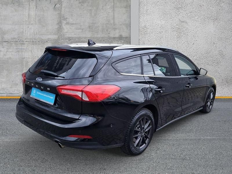 Gebraucht Ford Focus Cool & Connect 150 PS (110 kW) 2019 Schwarz Limousine