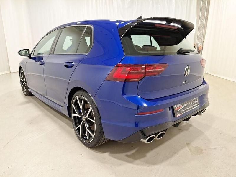 Gebraucht VW Golf VIII R 320 PS (235 kW) 2021 Lapiz blue metallic Limousine