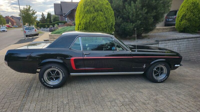 Schwarz Gebraucht 1967 Ford Mustang Coupé | 43.000 € - Bild 1/2