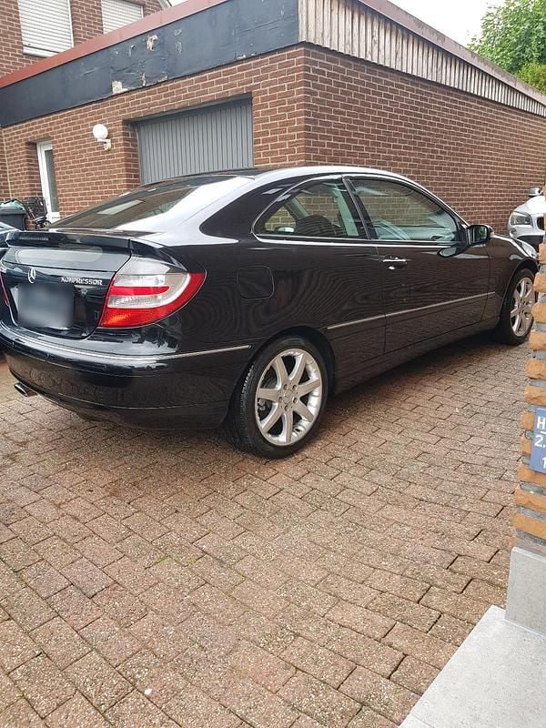 Gebraucht Mercedes C200 2008 Blau Coupé