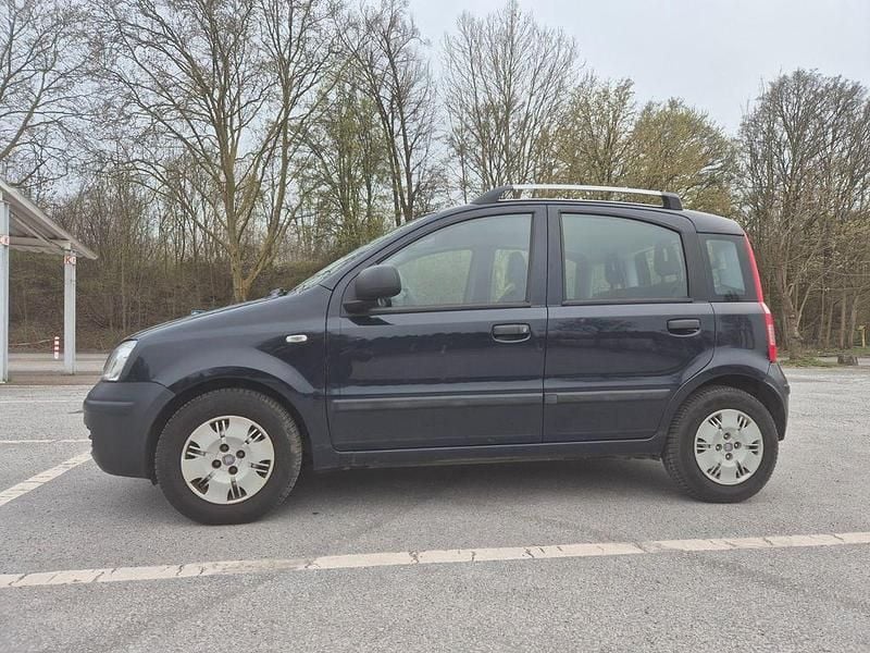 Gebraucht Fiat Panda 54 PS (39 kW) 2010 Blau Kleinwagen