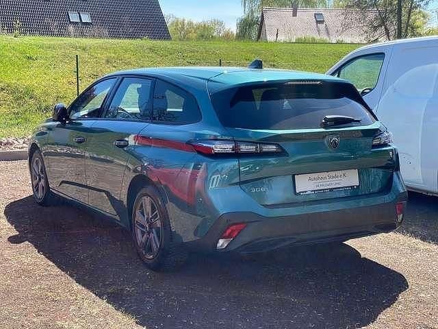 Gebraucht Peugeot 308 Active 131 PS (96 kW) 2024 Avatarblau Kombi