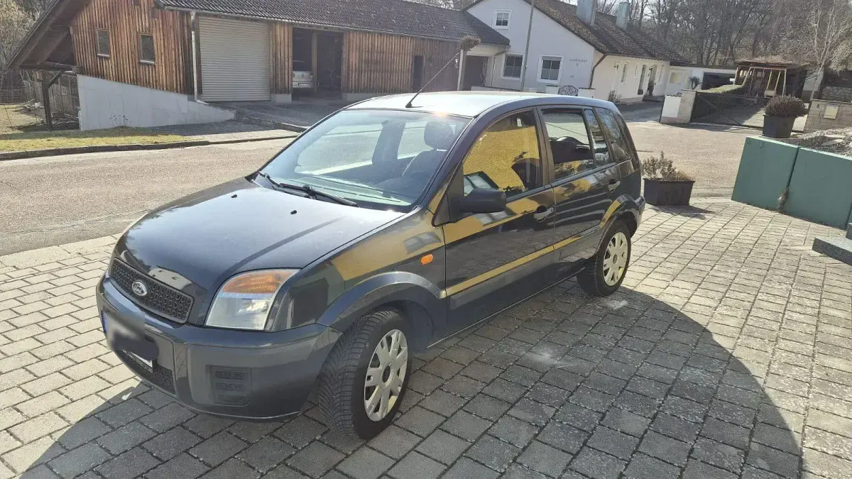 Gebraucht Ford Fusion Style 80 PS (58 kW) 2008 Grau Kleinwagen
