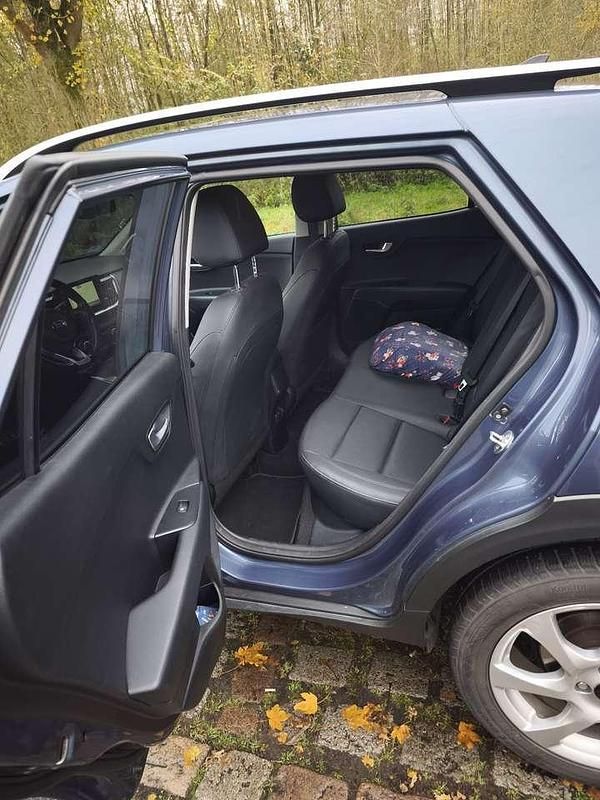 Gebraucht Kia Stonic Platinum Edition 120 PS (88 kW) 2019 Blau SUV