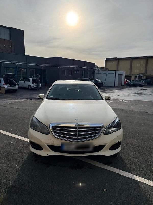 Gebraucht Mercedes E200 2014 Limousine