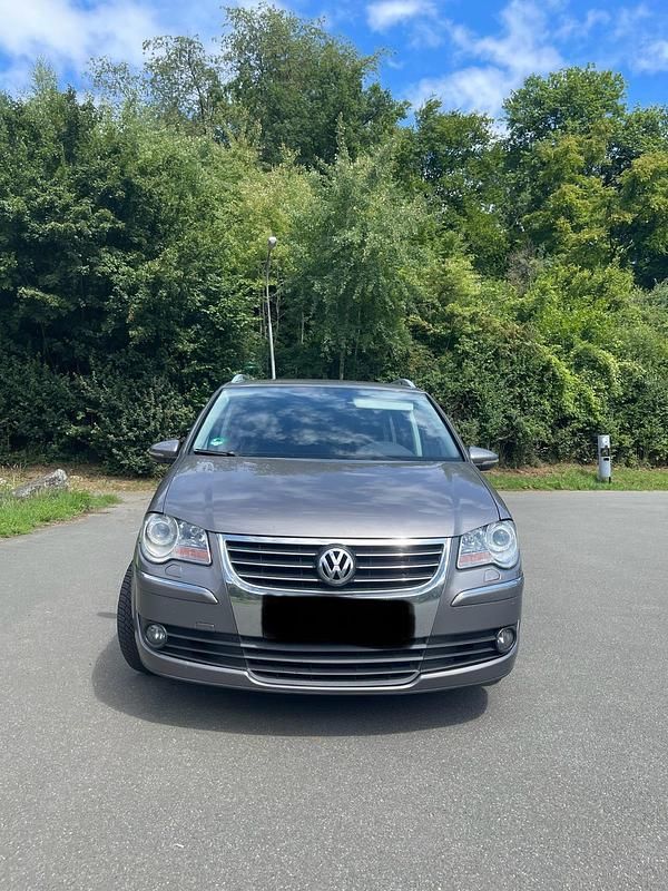 Gebraucht VW Touran 140 PS (102 kW) 2009 Grau Van / Kleinbus