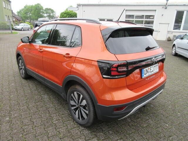 Gebraucht VW T-Cross Move 150 PS (110 kW) 2023 Energetic orange (metallic) SUV