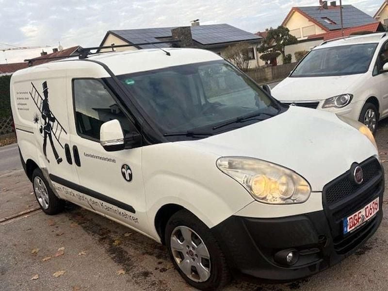 Bianco banchisa/pack/canova Gebraucht 2014 Fiat Doblò Van / Kleinbus | 2.700 € (Superpreis) - Bild 1/4