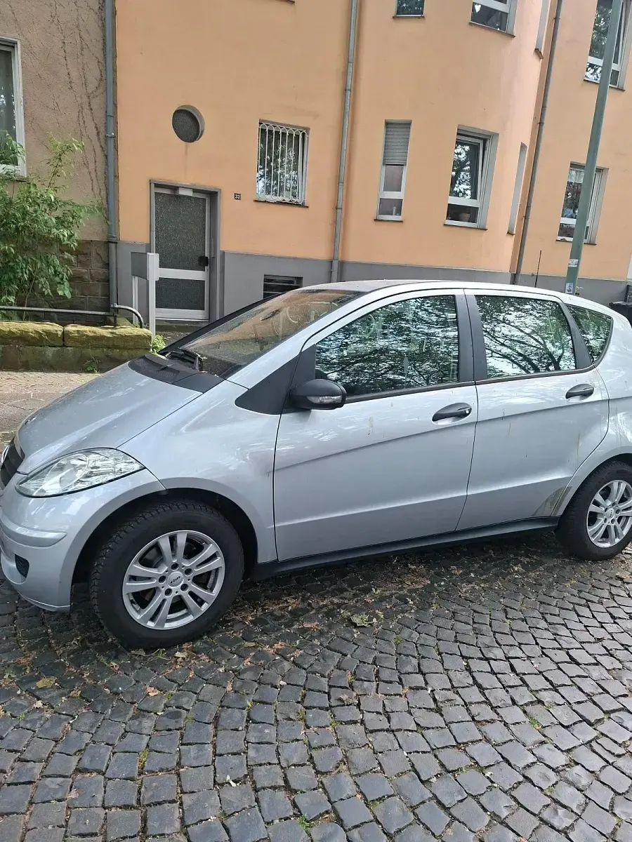 Gebraucht Mercedes A150 95 PS (69 kW) 2006 Silber Kleinwagen