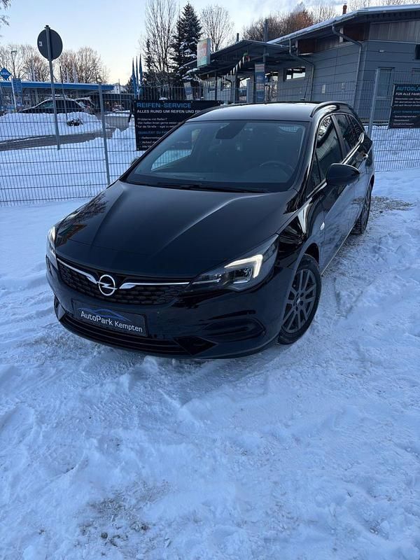 Gebraucht Opel Astra Edition 131 PS (96 kW) 2022 Schwarz Kombi